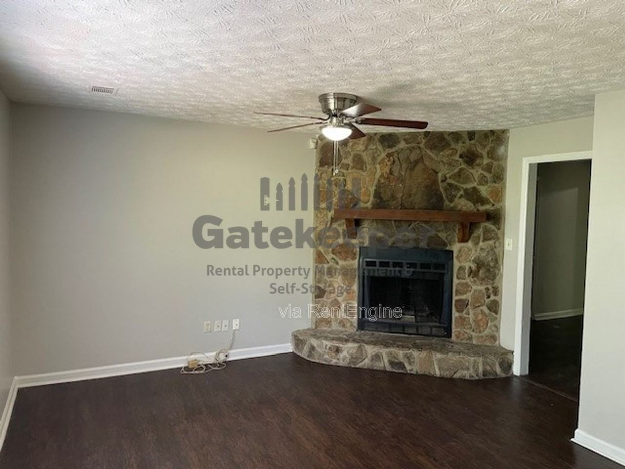 2871 Old South Dr - Photo 2 of 14