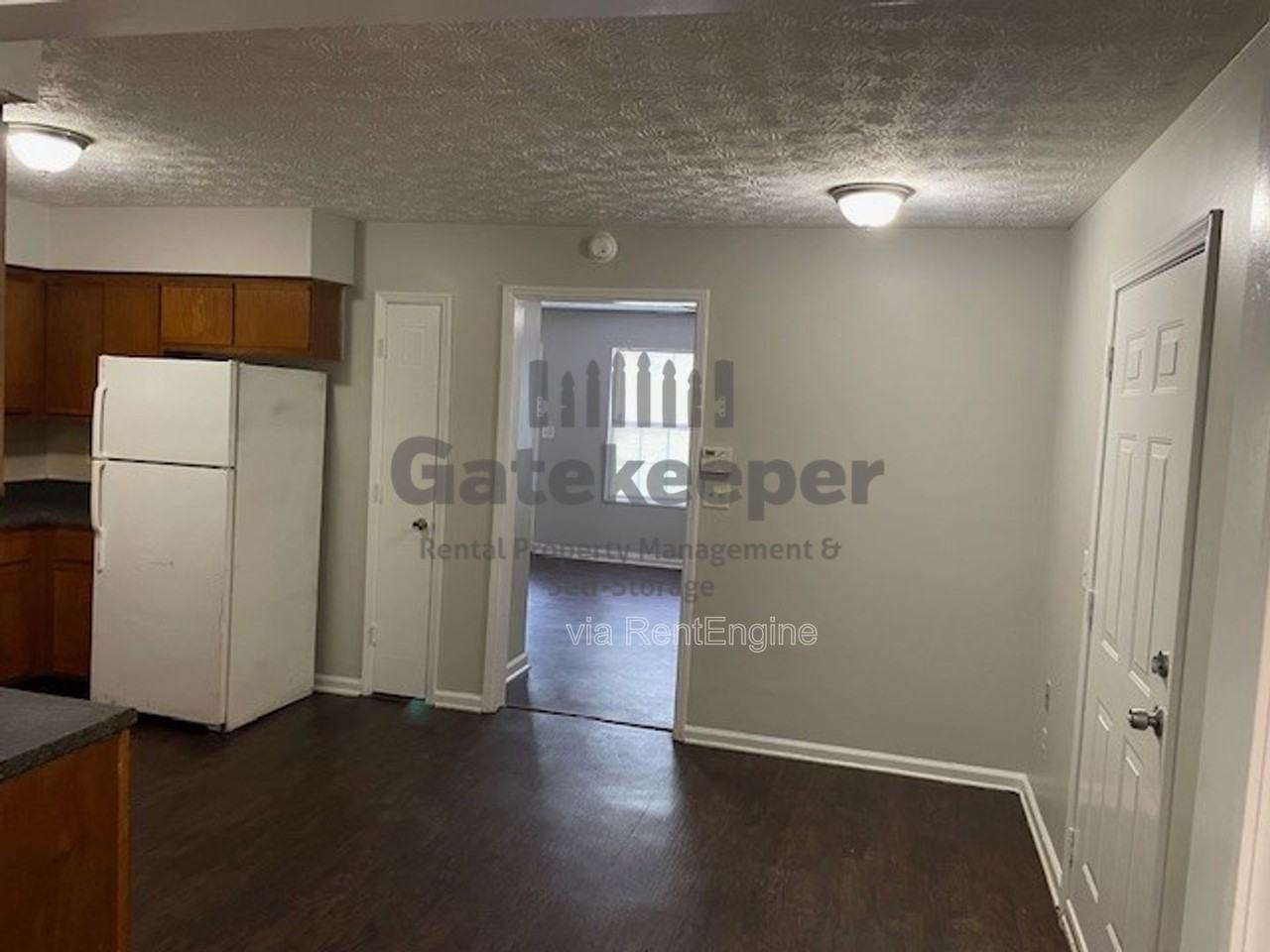 2871 Old South Dr - Photo 4 of 14