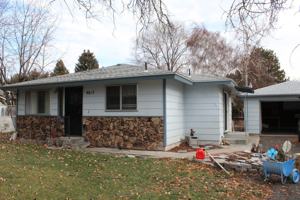 featured image of 4615 Maplewood Ct