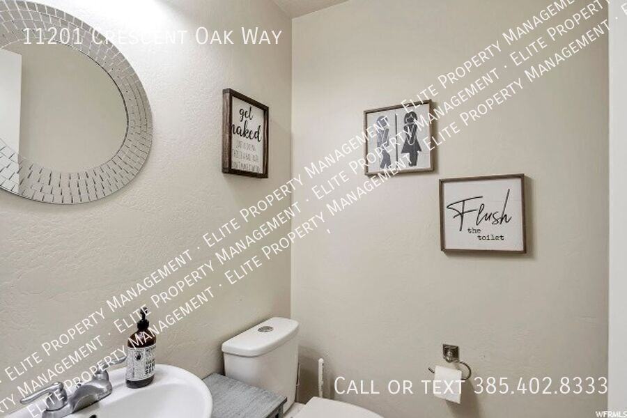 11201 S Crescent Oak Way - Photo 4 of 25
