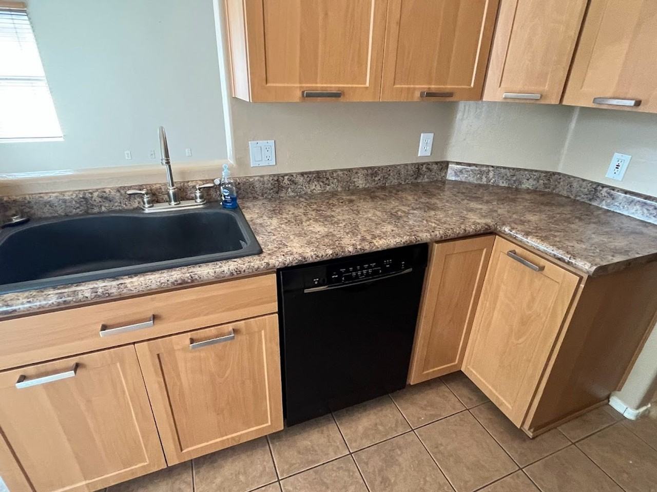 8347 W Audrey Ln - Photo 6 of 29