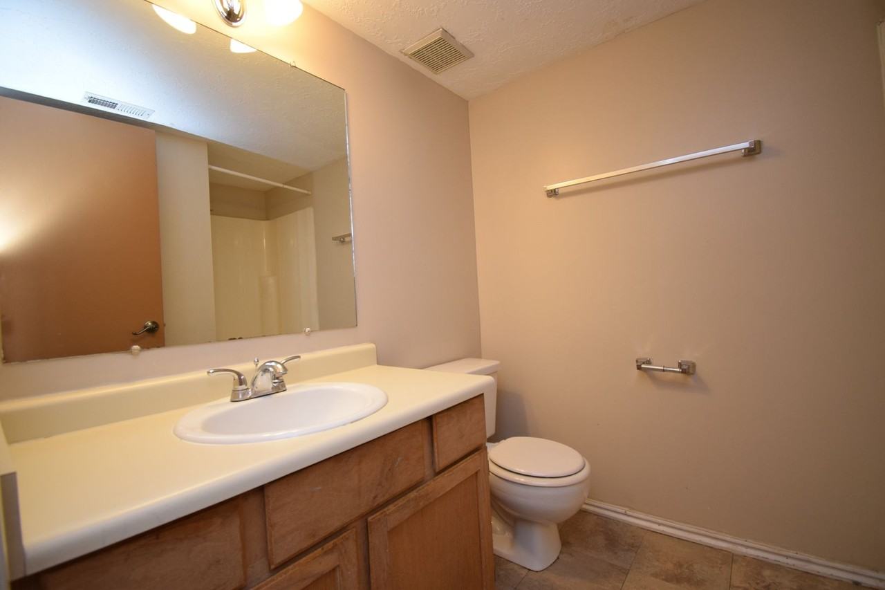1623 W Crystal Ridge Dr - Photo 7 of 22