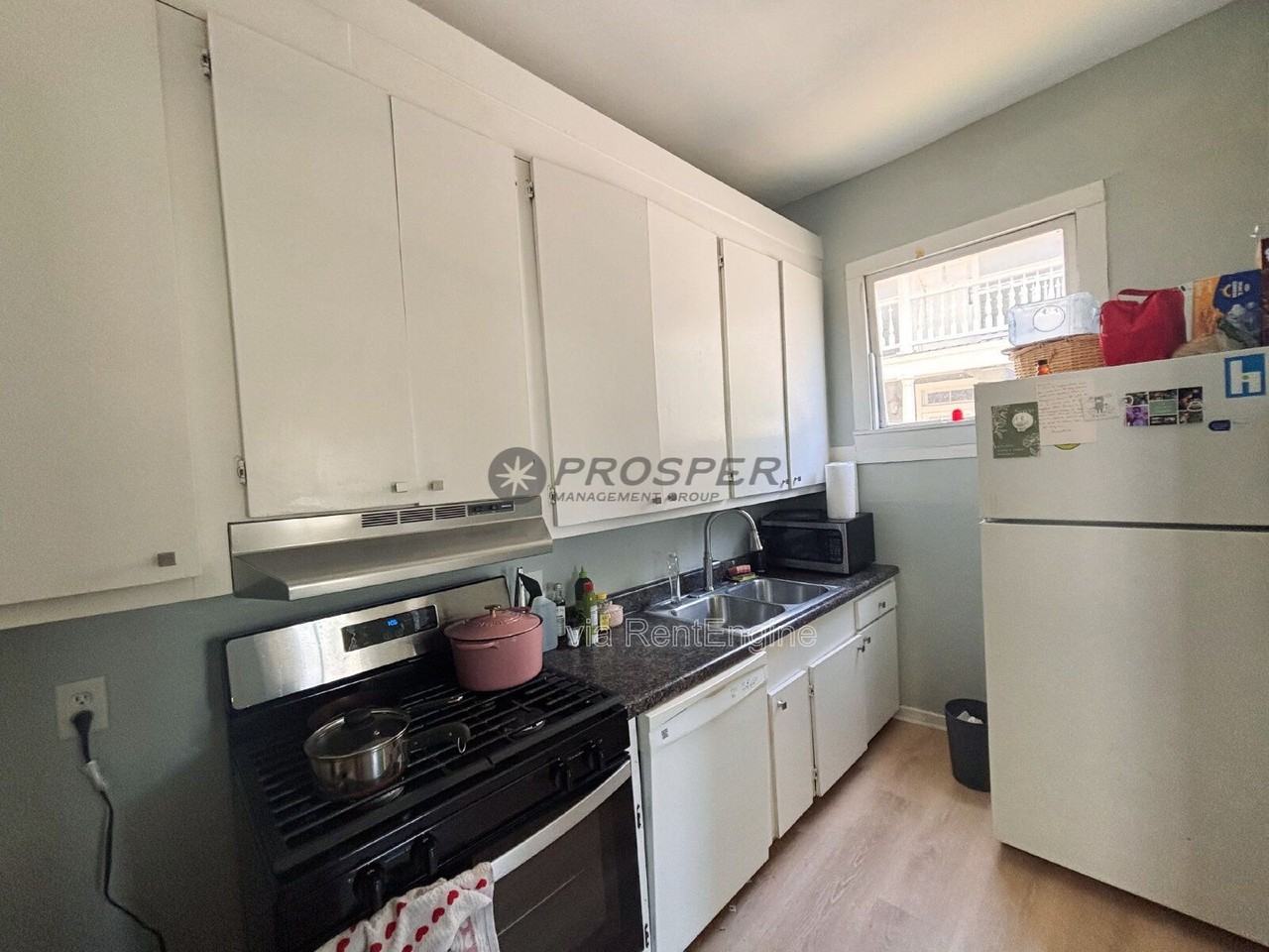 26 Ashton St #A - Photo 3 of 9