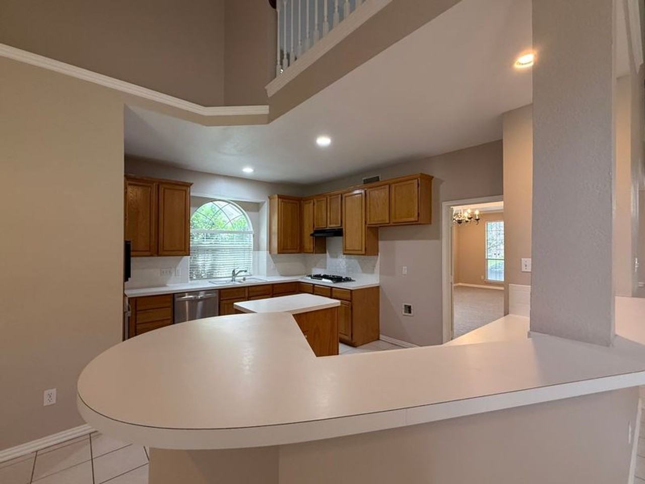 2321 Flanders Ln - Photo 5 of 15