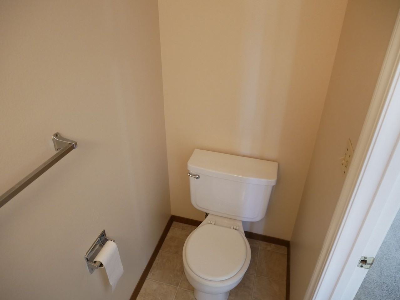 7612 Clover Hill Dr - Photo 7 of 13