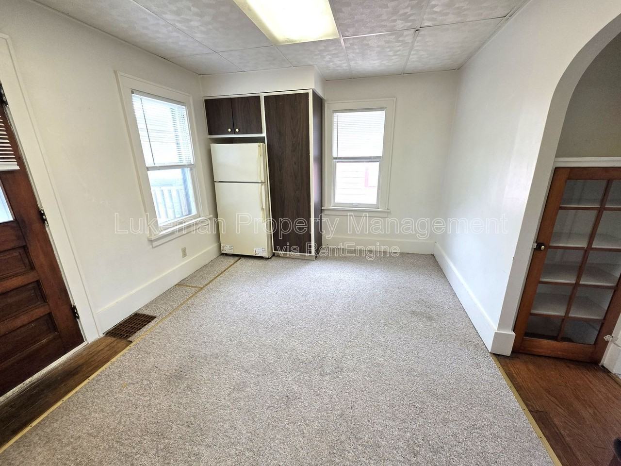 1019 Egleston Ave #1017 - Photo 7 of 9