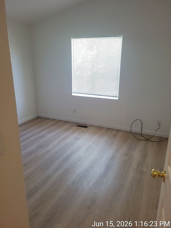 1240 Partridge Dr - Photo 4 of 5