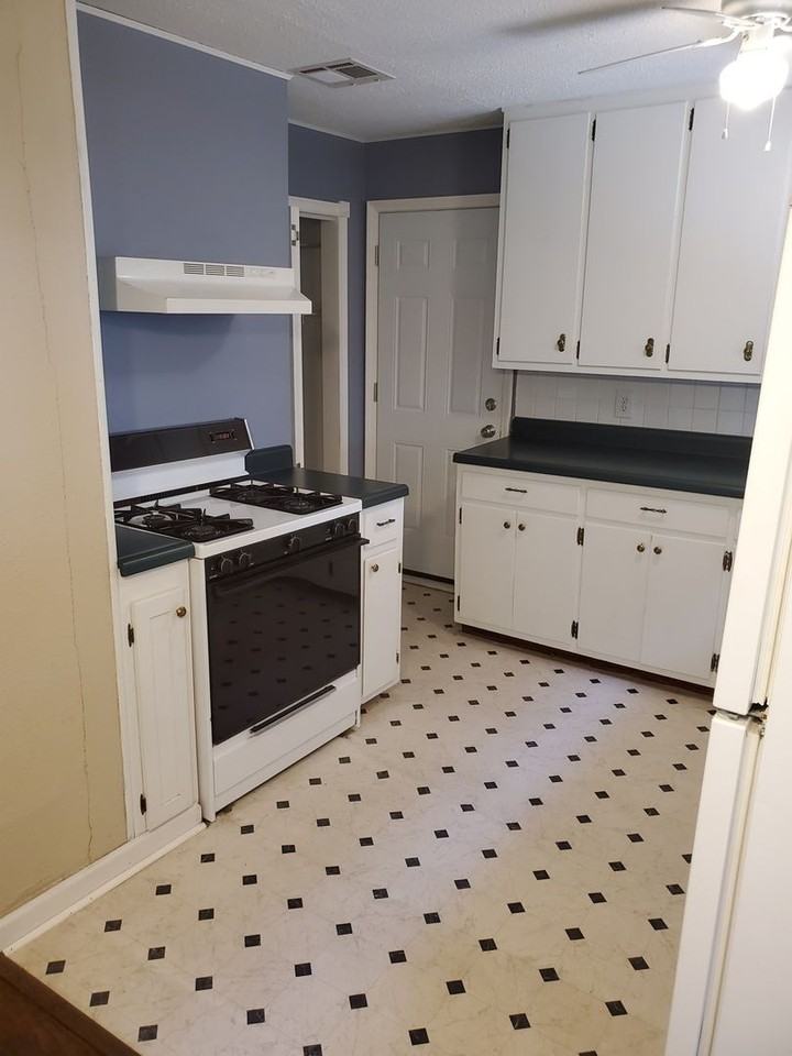 3326 S Millwood Ave - Photo 7 of 19