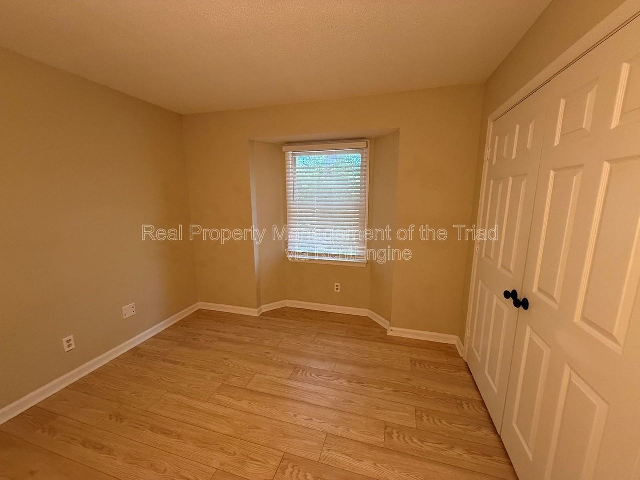 3117 Darden Rd #M - Photo 6 of 14