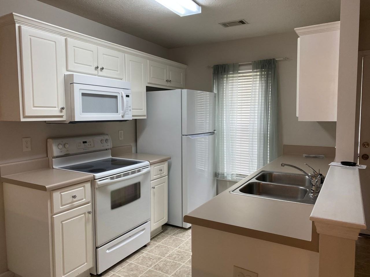 7032 Reagan Cir - Photo 7 of 7