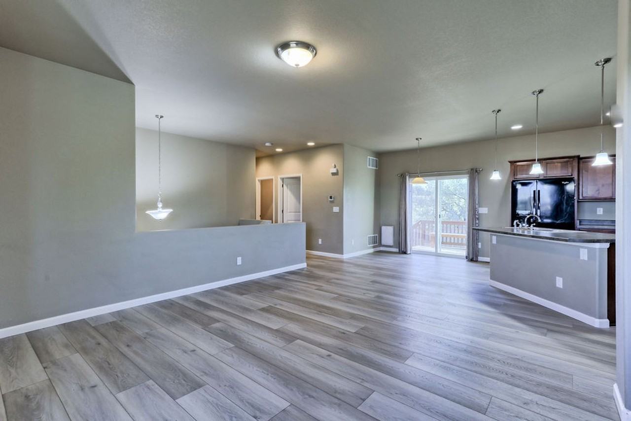 440 Cholla Dr - Photo 5 of 34