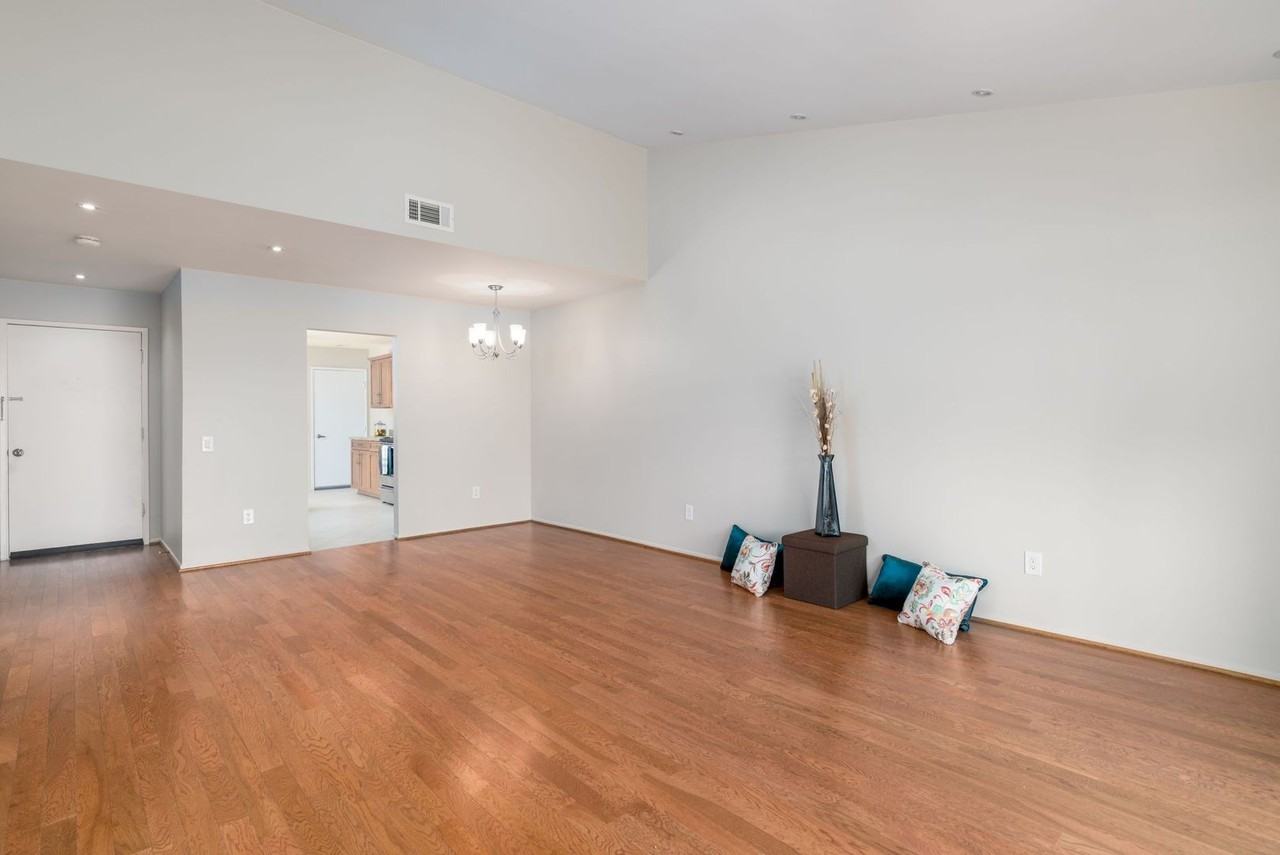28146 Village 28 - Photo 4 of 19