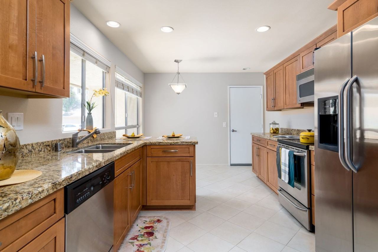 28146 Village 28 - Photo 6 of 19