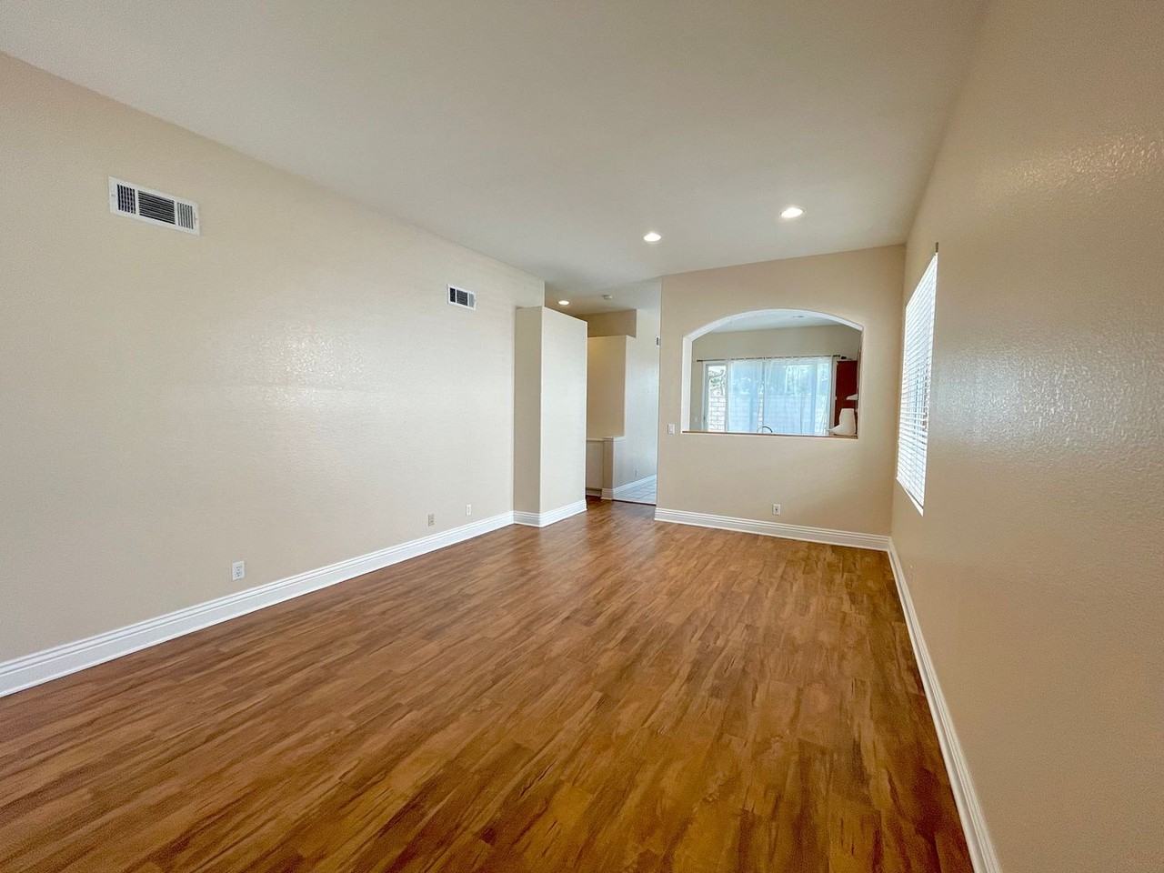 425 Calle Mirasol - Photo 6 of 19