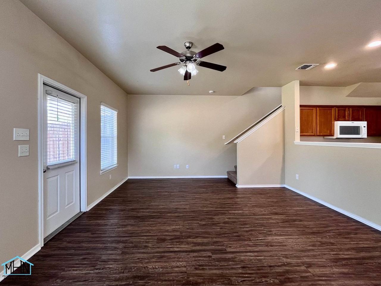 5807 Golf Bnd #1 - Photo 6 of 17