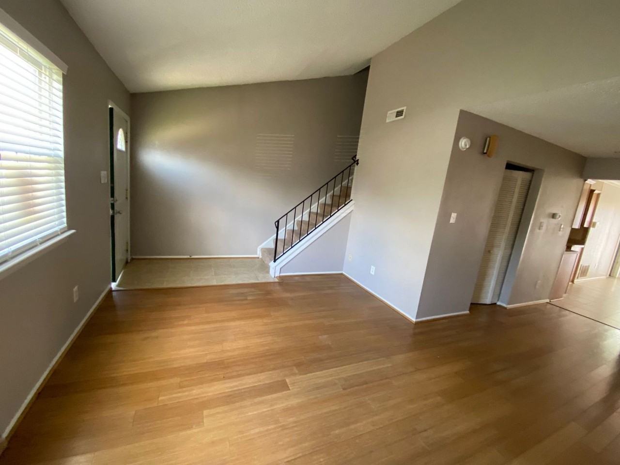 1324 Sierra Dr - Photo 5 of 17