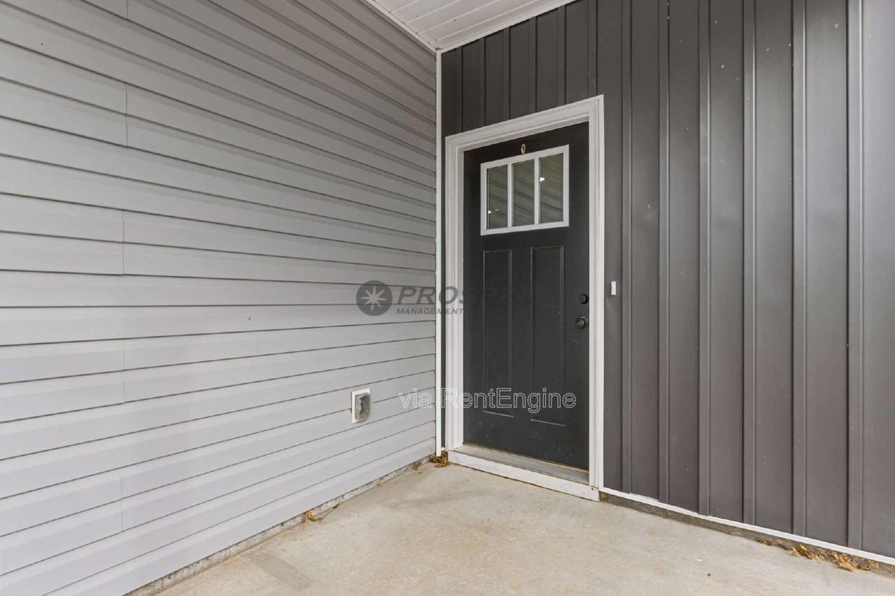 4054 Parris Bridge Rd - Photo 7 of 50