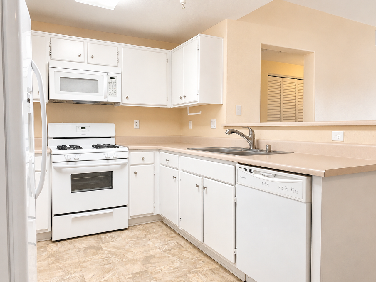 44784 Adam Ln - Photo 4 of 16