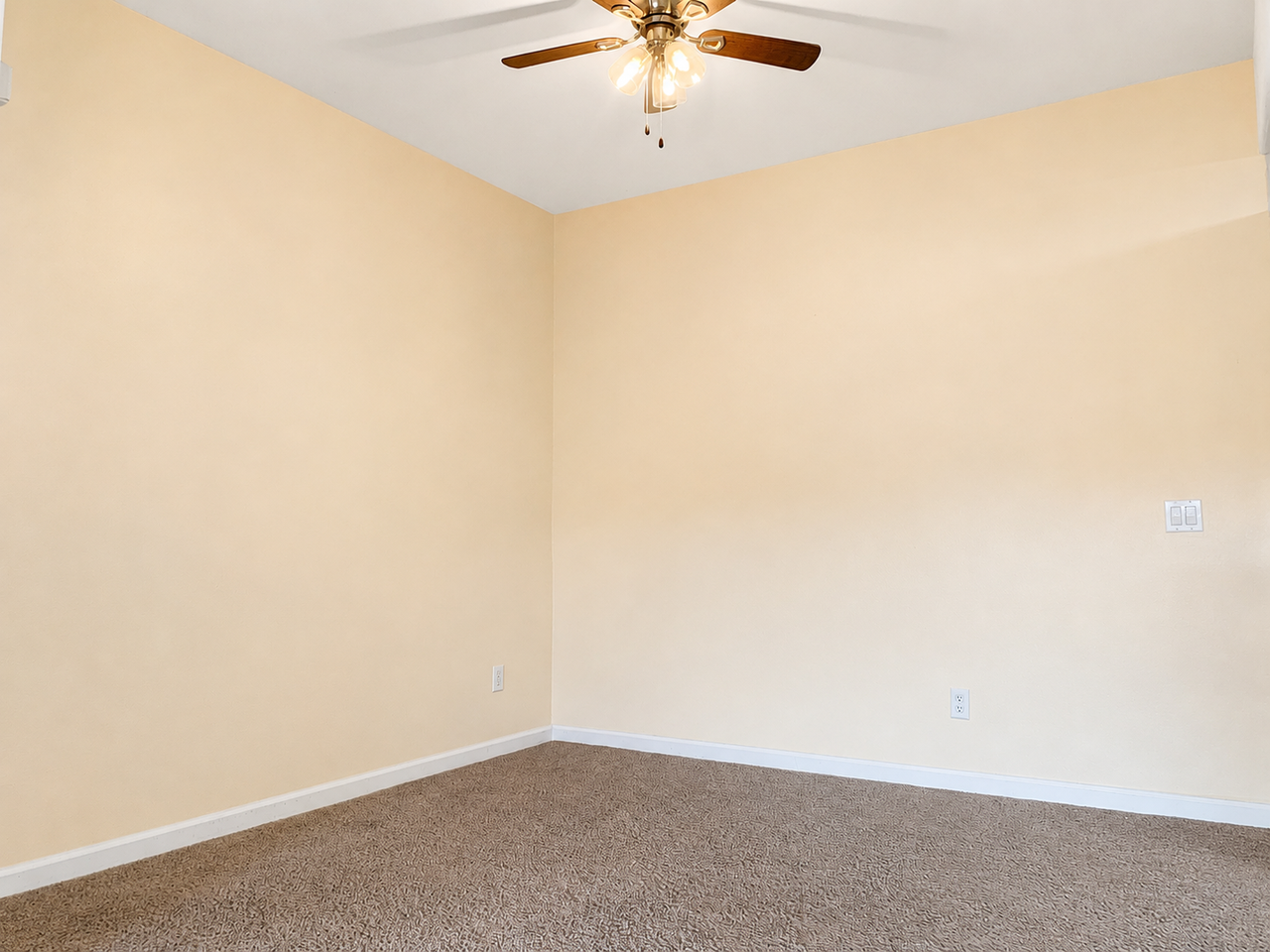 44784 Adam Ln - Photo 7 of 16