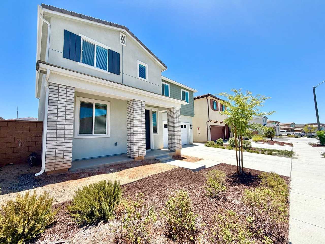 34390 Coconut Cir - Photo 3 of 47