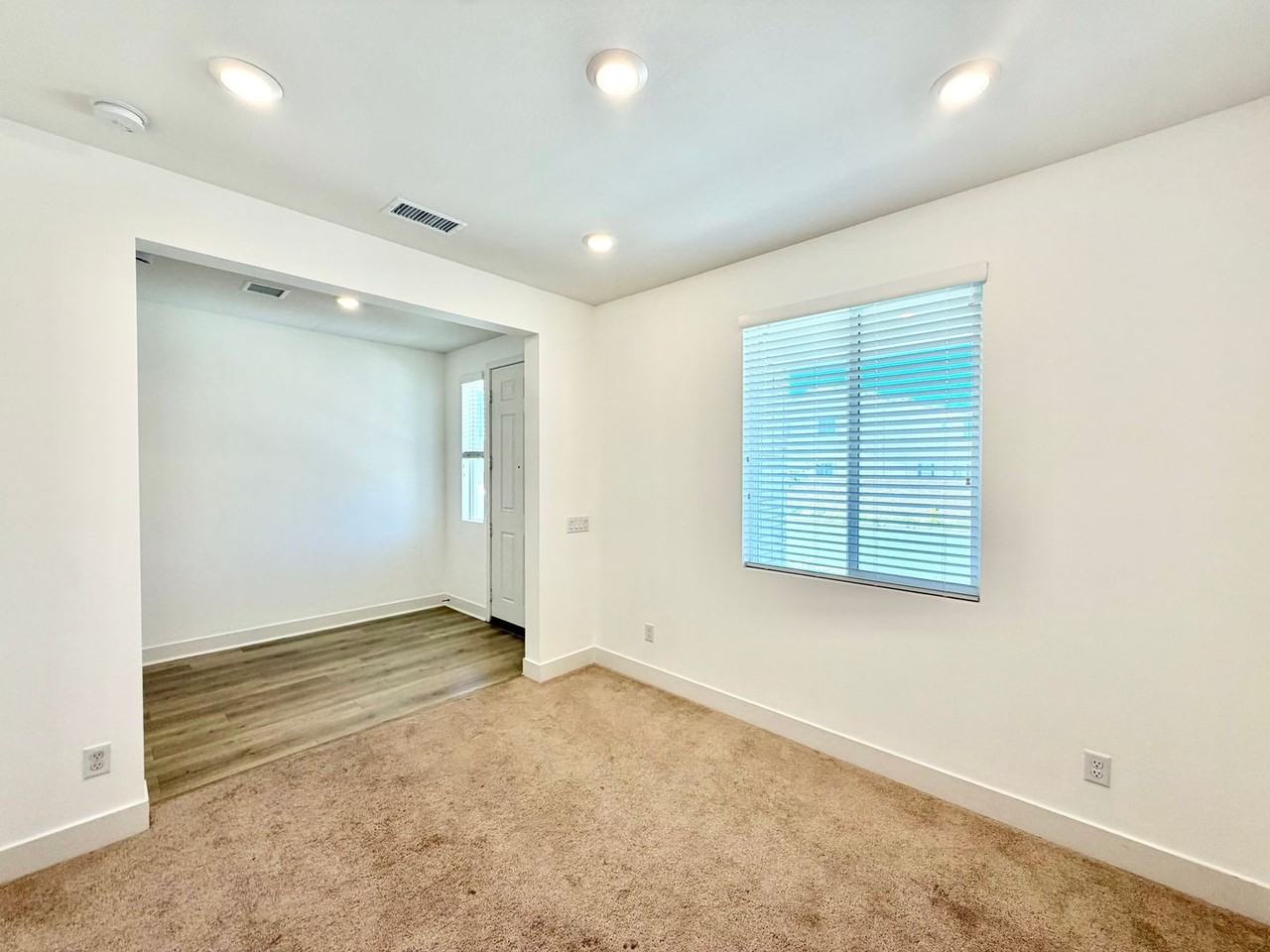 34390 Coconut Cir - Photo 7 of 47