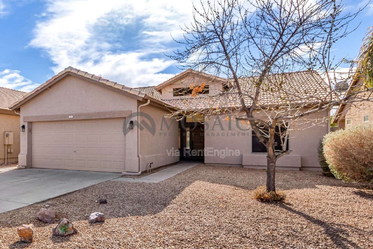 1567 E Black Diamond Dr - Photo 4 of 48