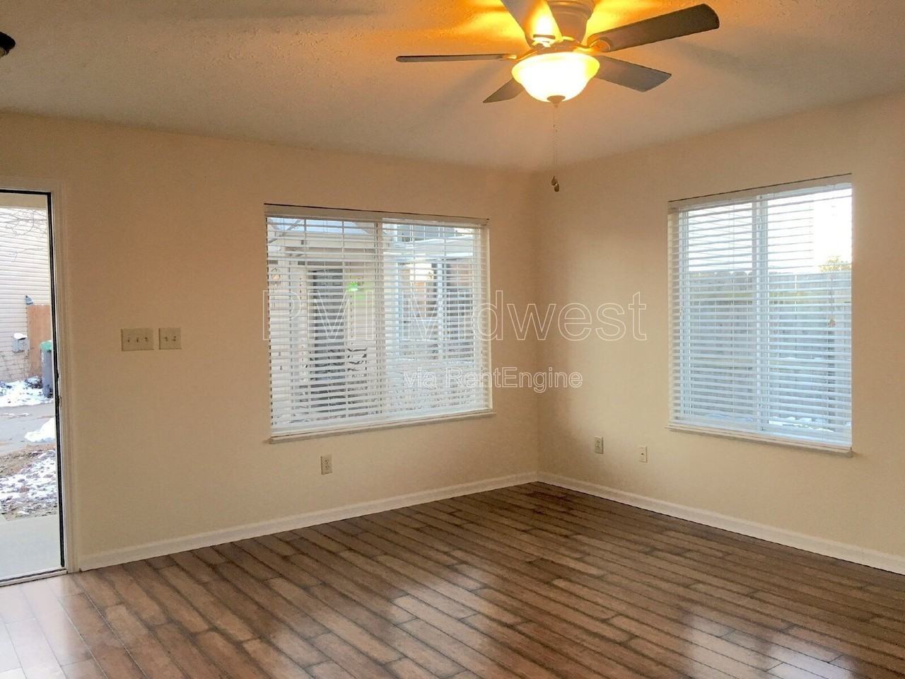736 Pine Lake Dr - Photo 3 of 19