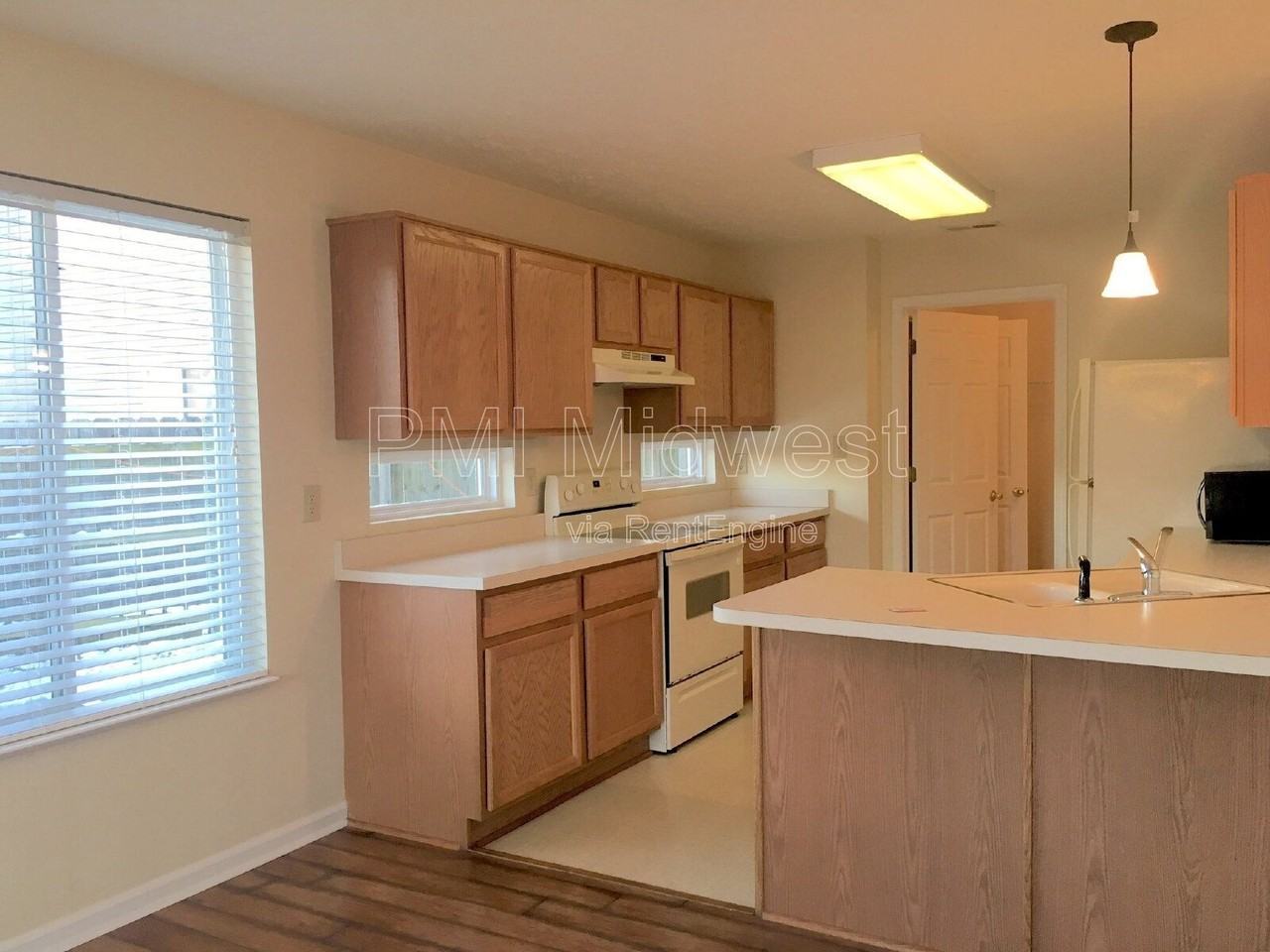 736 Pine Lake Dr - Photo 6 of 19