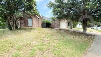 featured image of 8001 Mourning Dove Dr