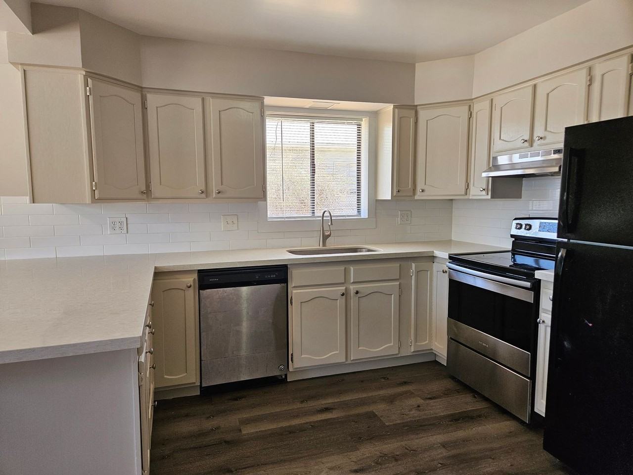 2853 S 9150 W - Photo 3 of 30