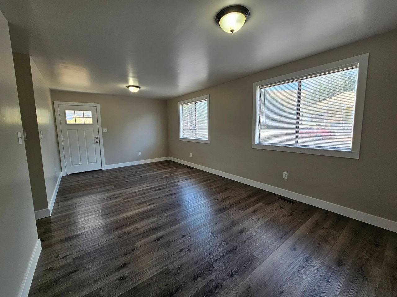 2853 S 9150 W - Photo 5 of 30