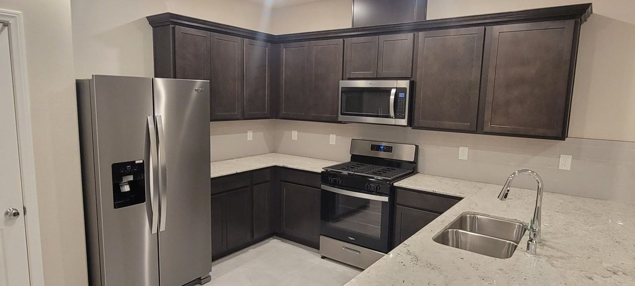 2604 Ercolano St - Photo 2 of 3