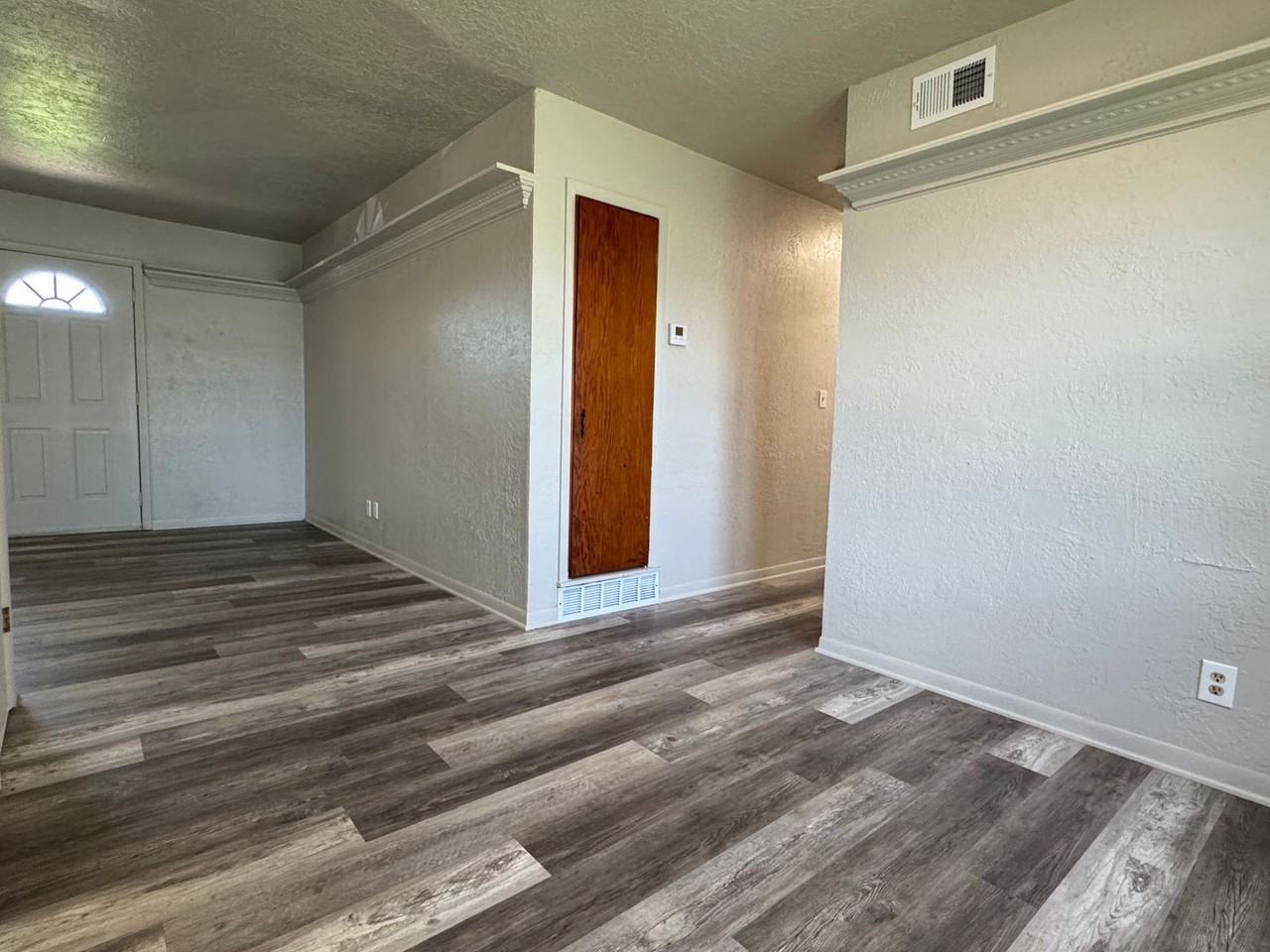 3818 Nw Lake Ave - Photo 7 of 13