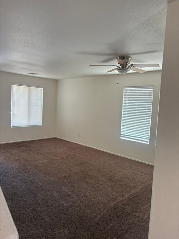 11687 Rossovino St - Photo 6 of 23