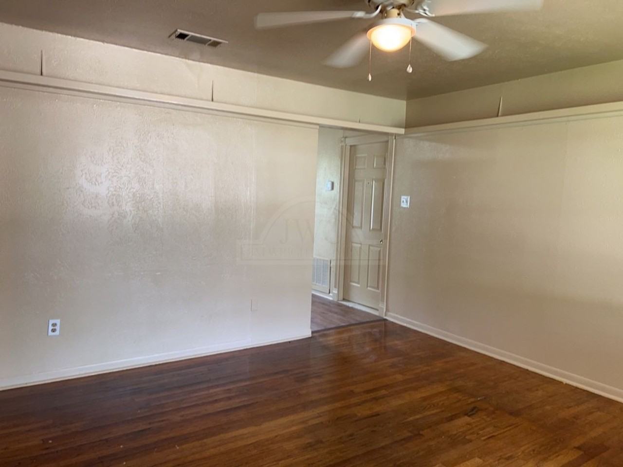 110 Bybee Ct - Photo 3 of 19