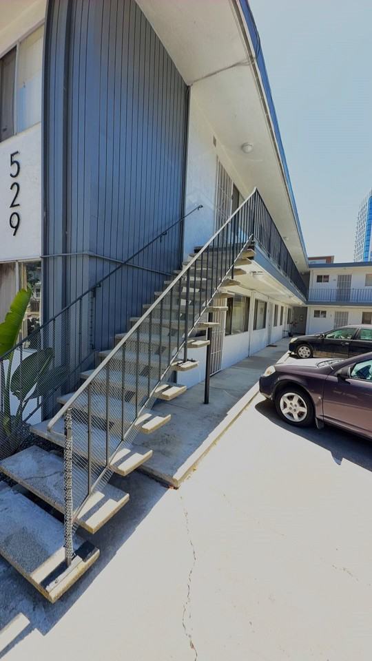 529 41st Street - Photo 5 of 5