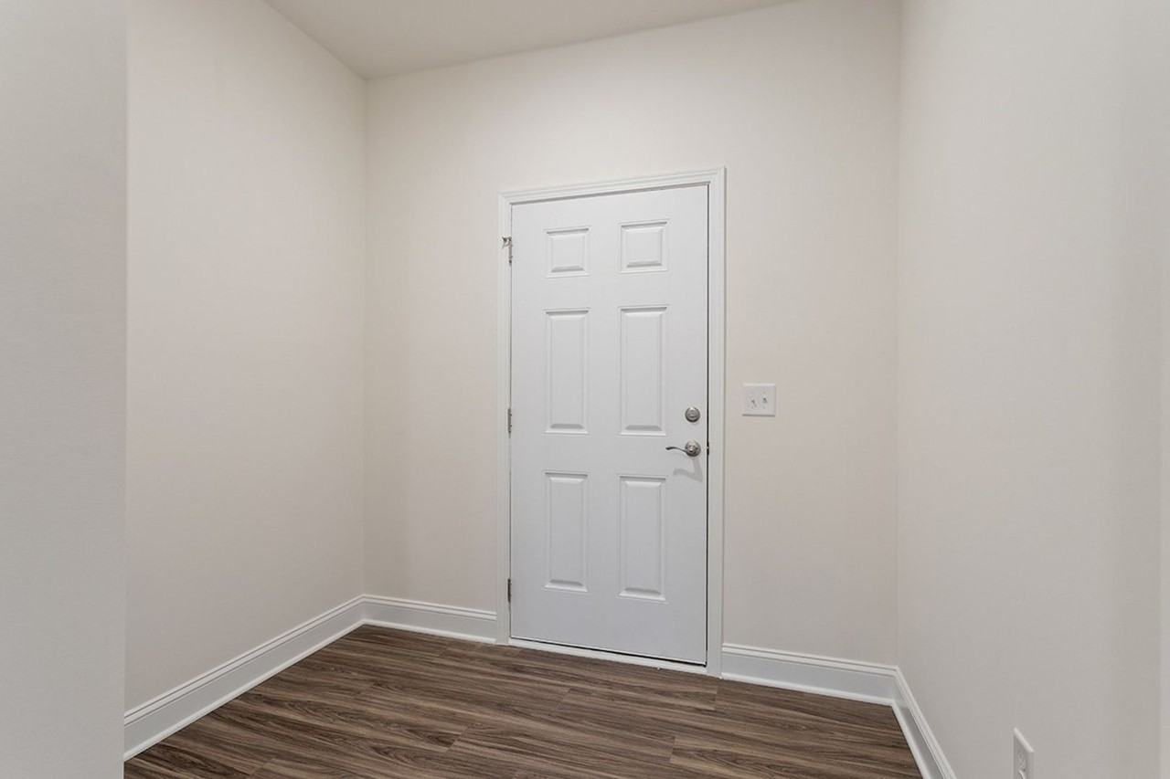 61 Clear Bead Ct - Photo 3 of 34