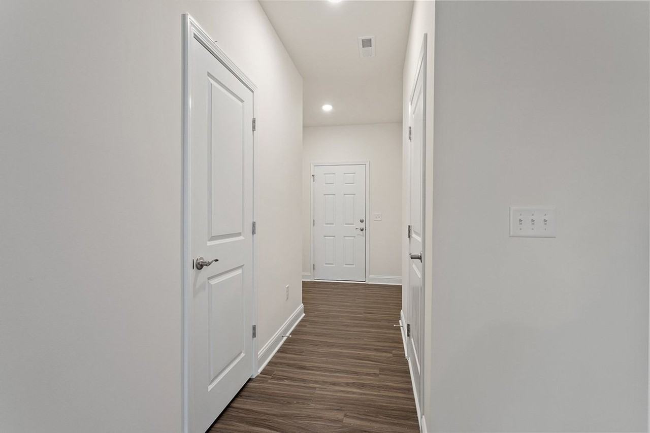 61 Clear Bead Ct - Photo 4 of 34
