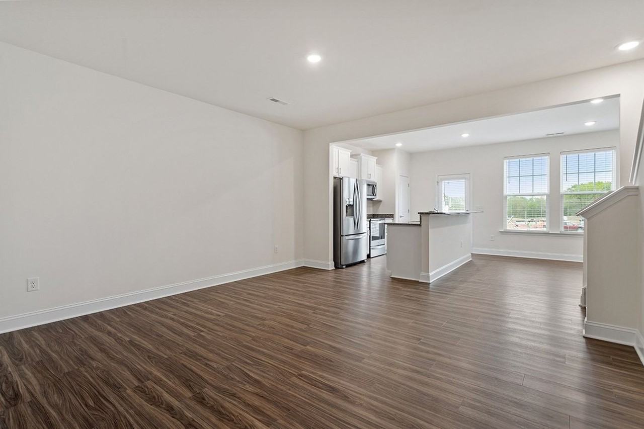 61 Clear Bead Ct - Photo 5 of 34