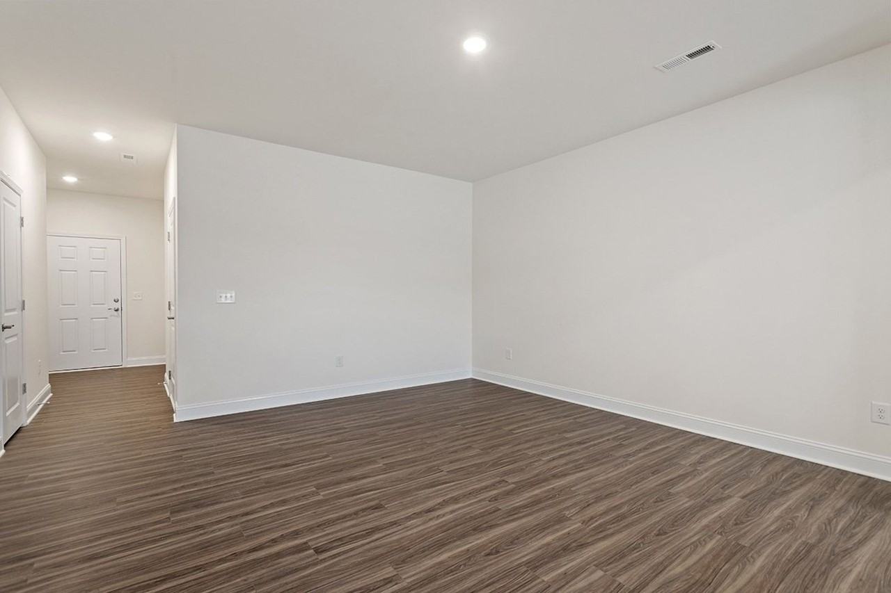 61 Clear Bead Ct - Photo 7 of 34