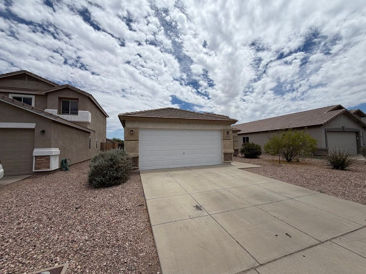 22651 W Pima St - Photo 3 of 21