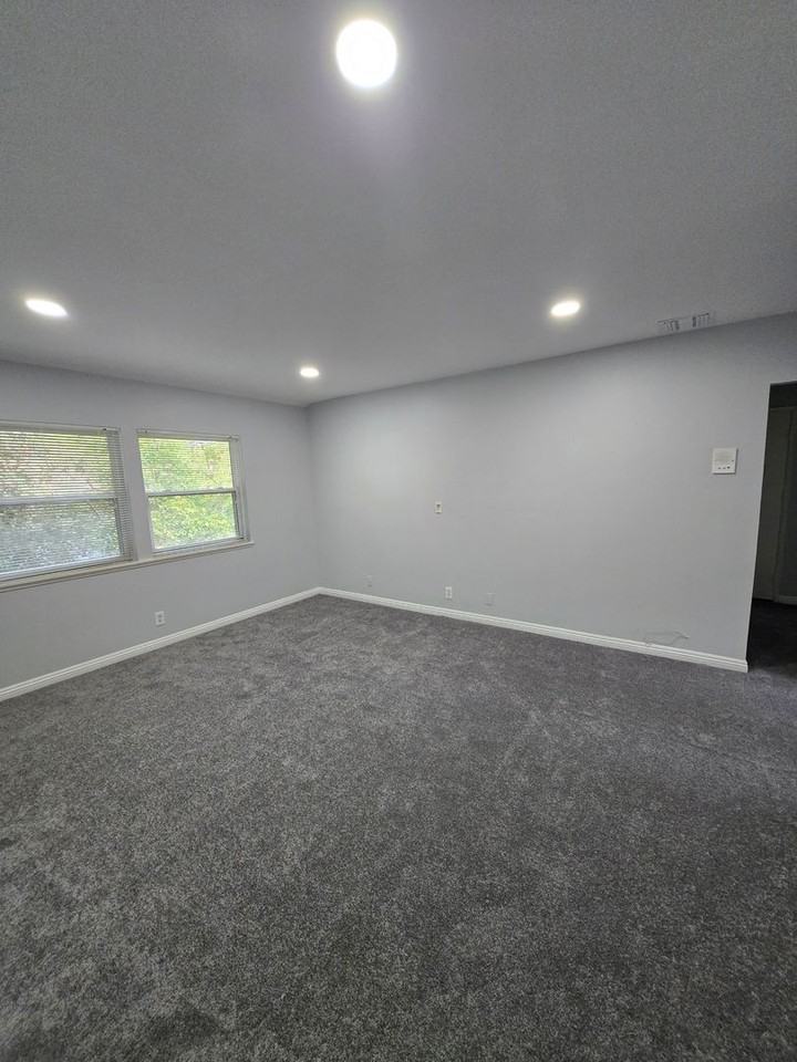 3634 Kalsman Dr #4 - Photo 6 of 14