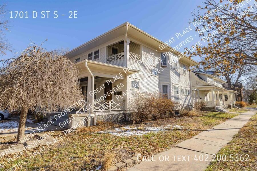 1701 D St #2E - Photo 4 of 23