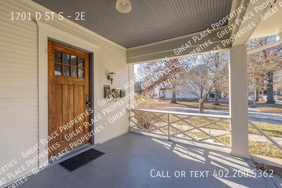 1701 D St #2E - Photo 5 of 23