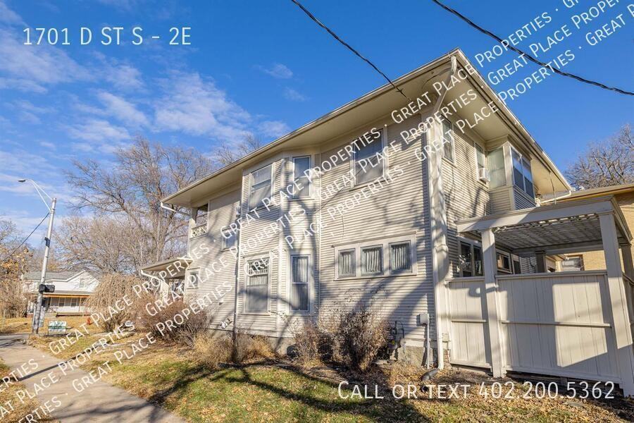 1701 D St #2E - Photo 6 of 23