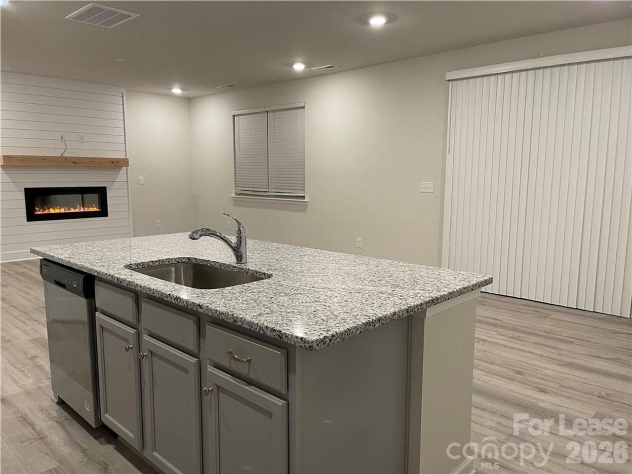1015 Maylen Trce - Photo 3 of 22