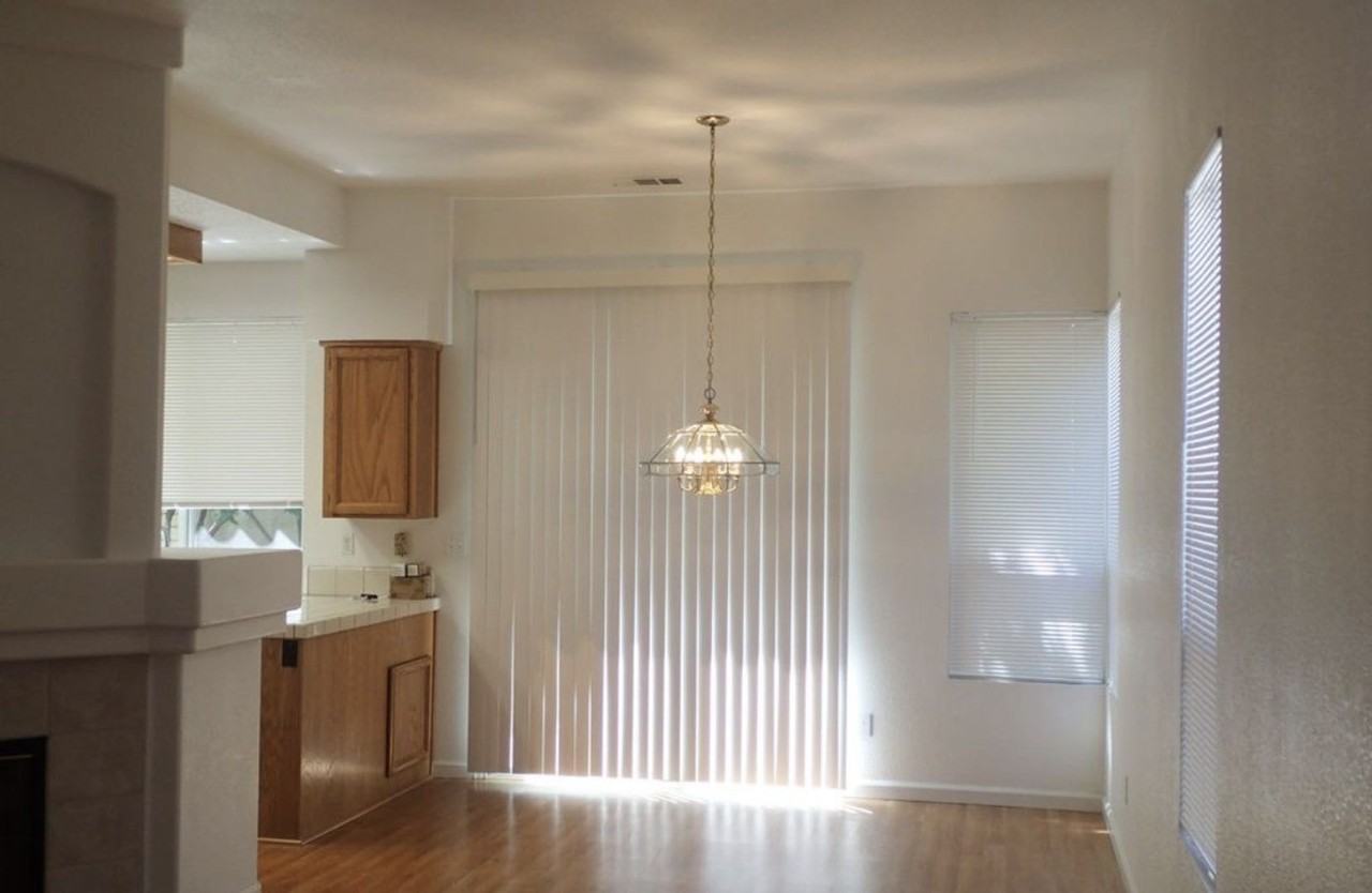 2930 Mallorca Ln - Photo 2 of 9