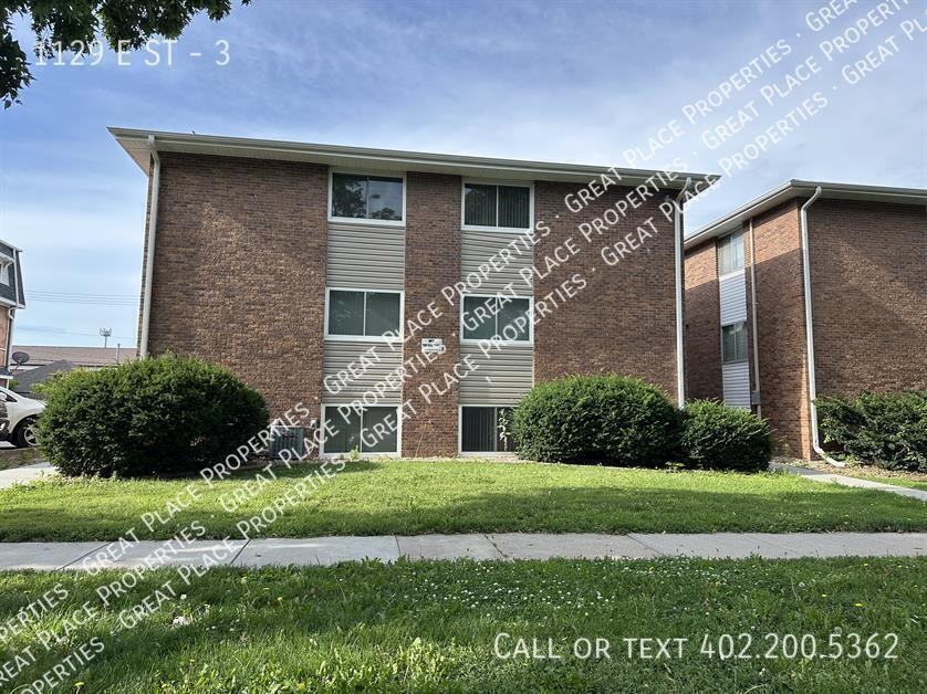 1129 E St #3 - Photo 2 of 26