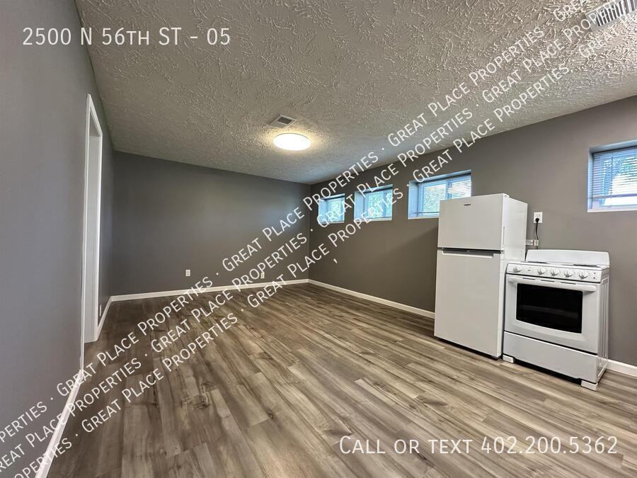 2500 N 56th St #05 - Photo 6 of 10