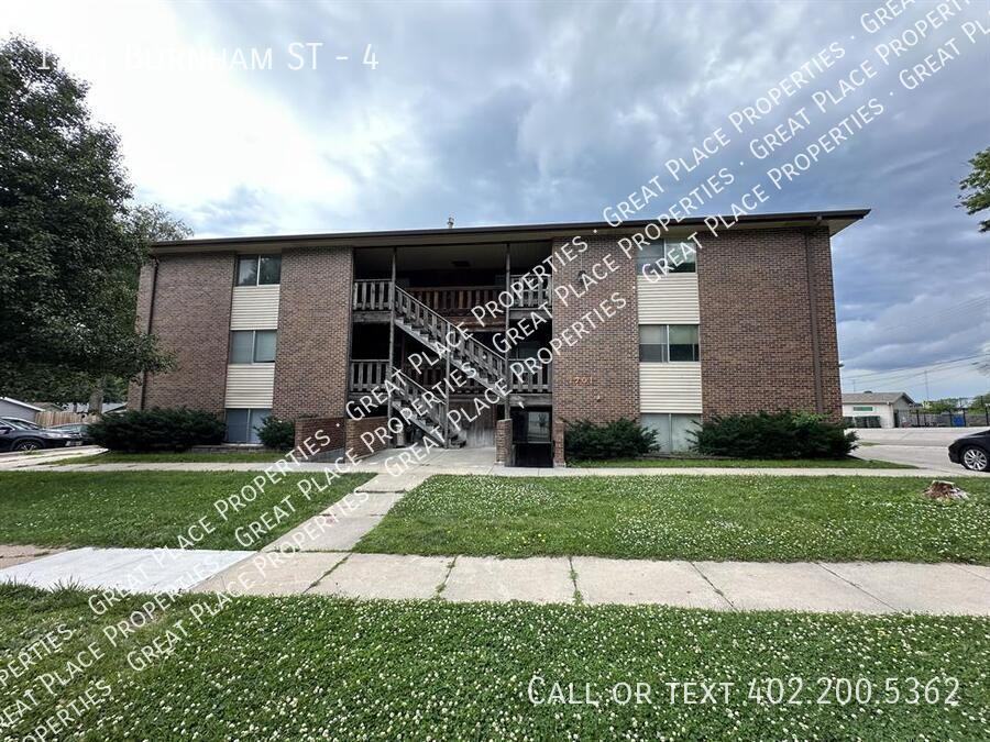 1701 Burnham St #4
